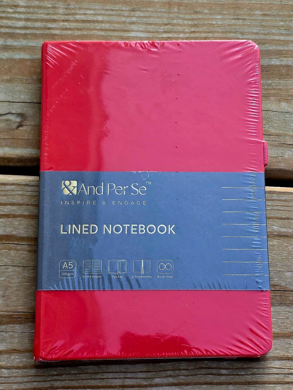 Per Se Red Dotted Notebook - Picture 15 of 16
